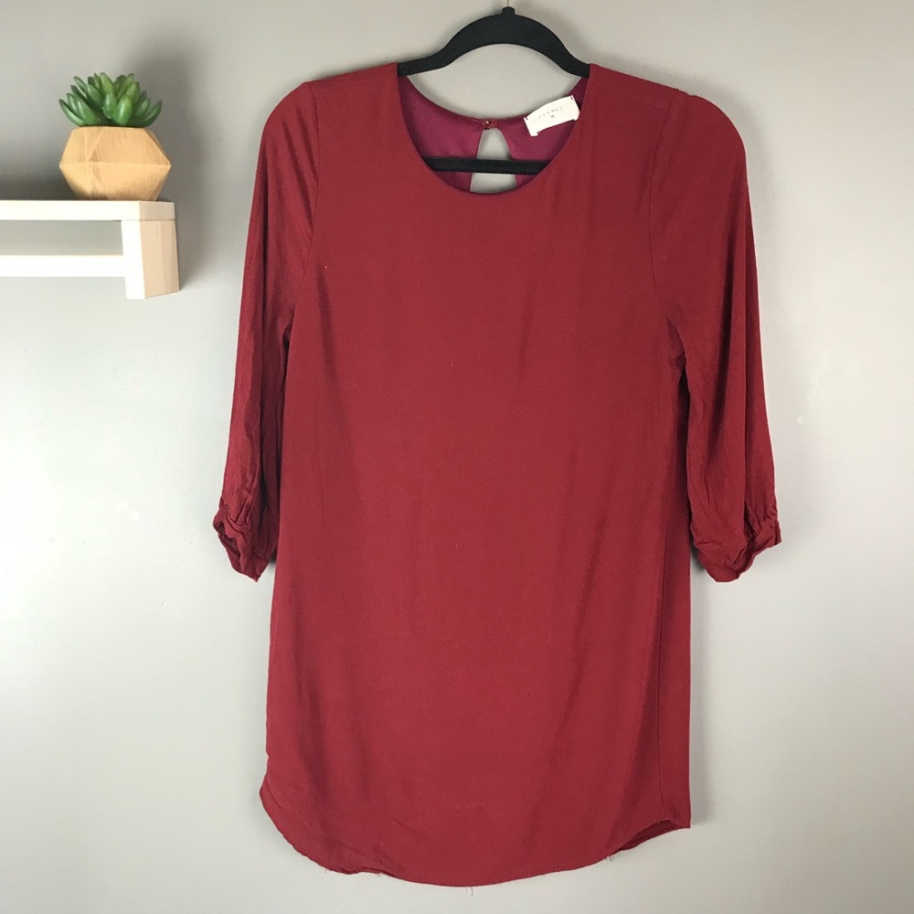 Everly burgundy tunic 3/4 sleeve size small